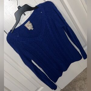Pink Rose Deep Blue V-Neck Sweater